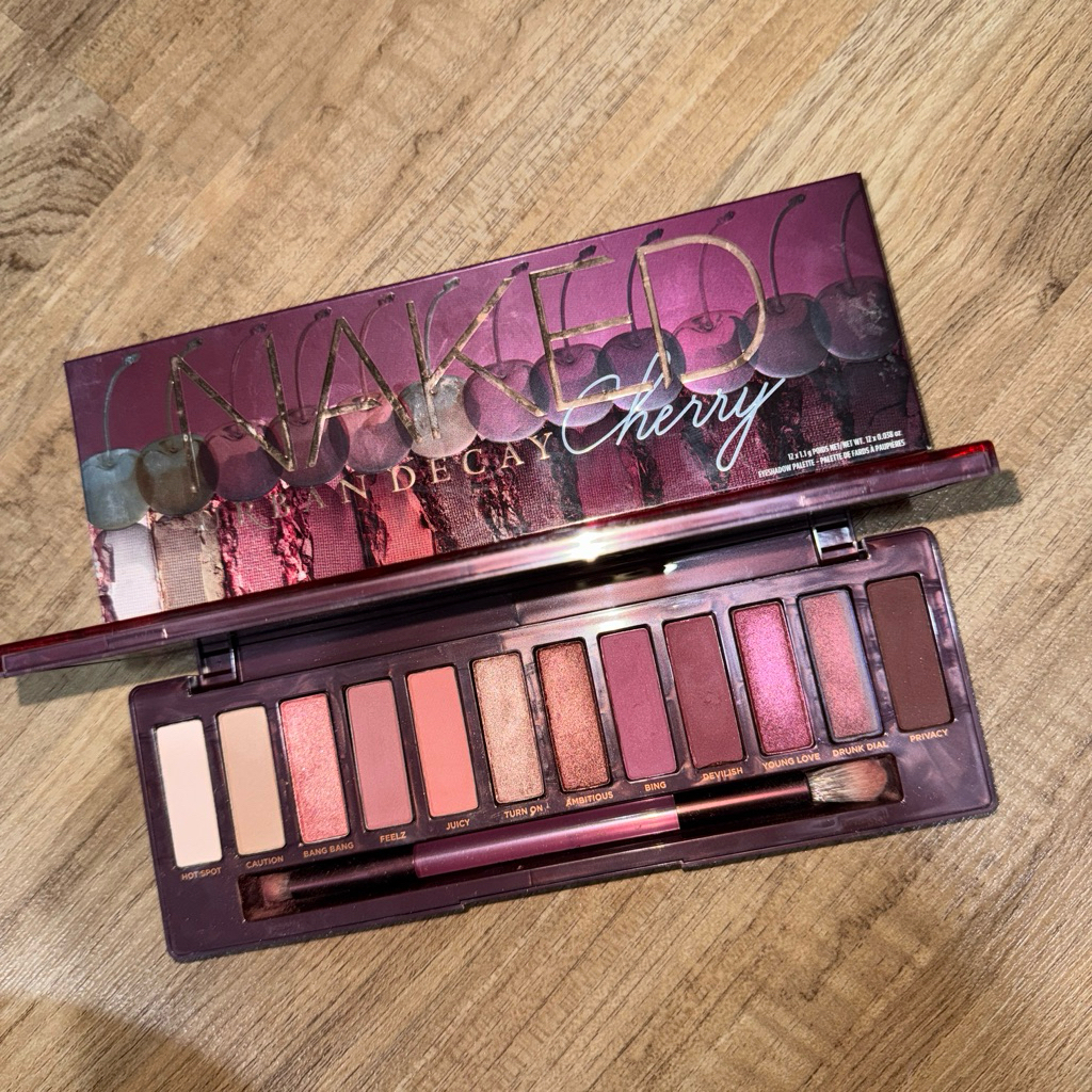 Used สงตอ Urban Decay Naked Cherry Eyeshadow Palette ของแท