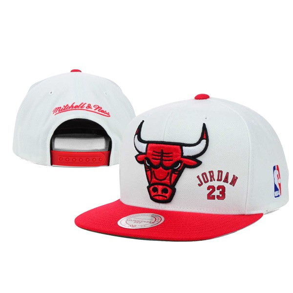 ใหม่-หมวกแก๊ปแฟชั่น-ลายทีมบาสเก็ตบอล-nba-chicago-bulls