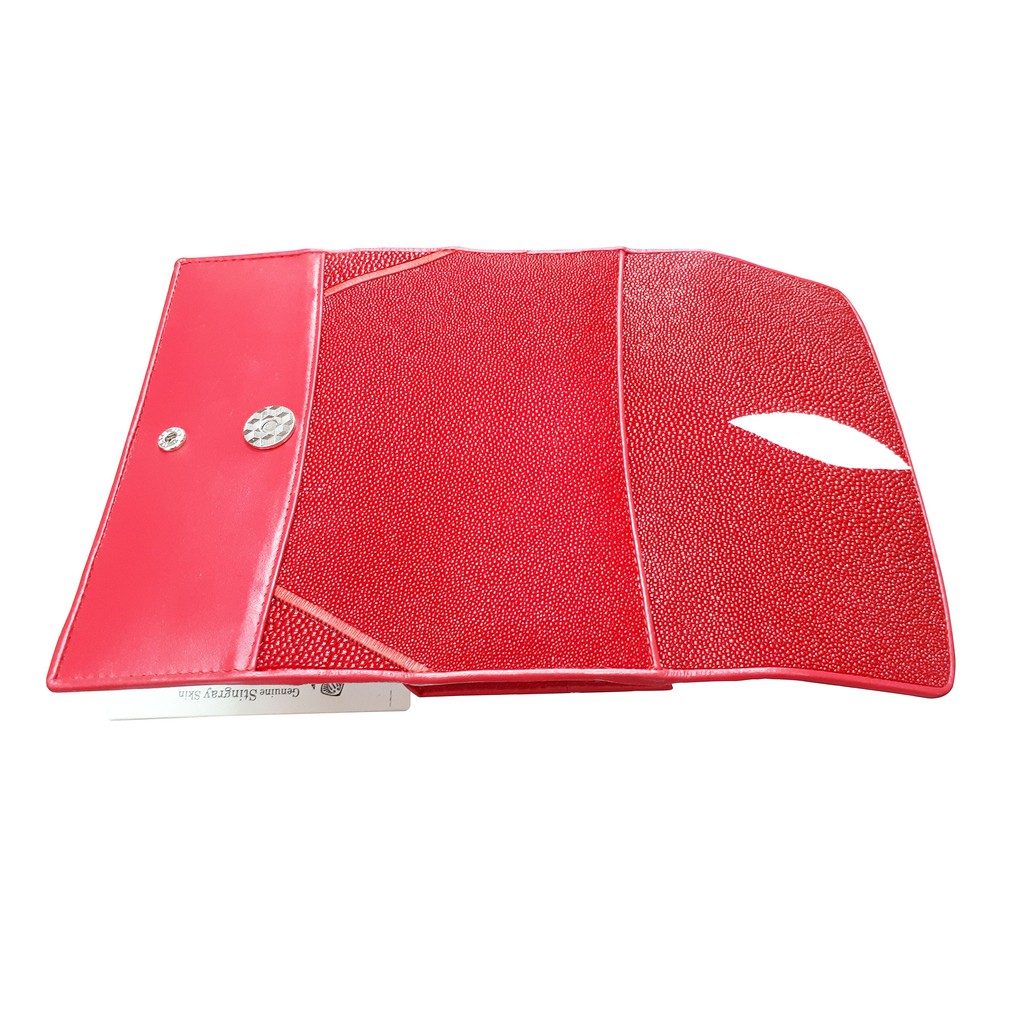 กระเป๋าถือผู้หญิง-หนังปลากระเบน-ทรงยาว-3-พับ-สีแดง-genuine-stingray-trifold-clutch-wallet