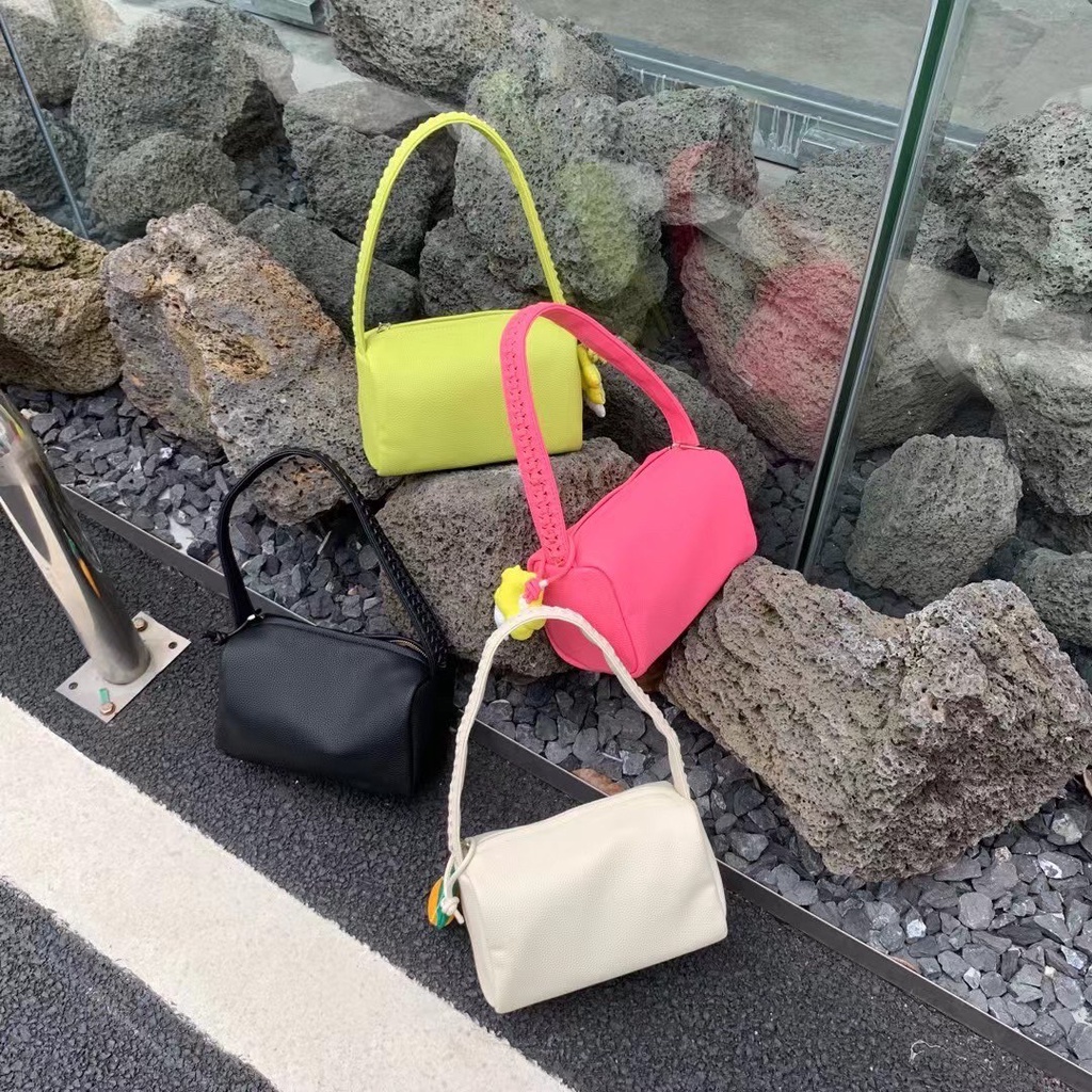korean-style-bag-กระเป๋าสะพายไหล่-กระเป๋าสะพายข้าง-กระเป๋าถือ-สวย-พรีเมียม-ราคาถูก-ใช้ได้ทุกวัน-แฟชั่น-เกาหลี-ขายดี-hot