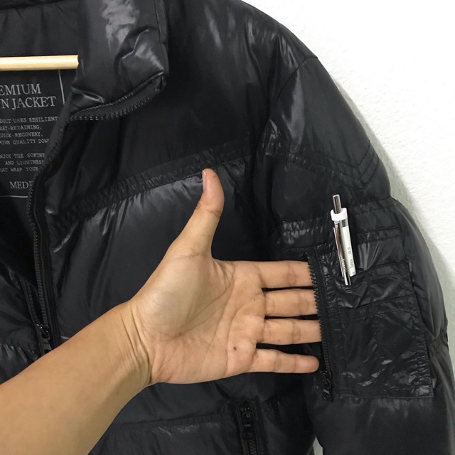 uniqlo-down-jacket-ผู้ชาย-size-m-มือสอง-ขนเป็ด