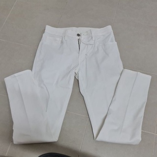 USED LIKE NEW! กางเกงขายาวผู้ชาย UNIQLO ไซส์ S สีขาว