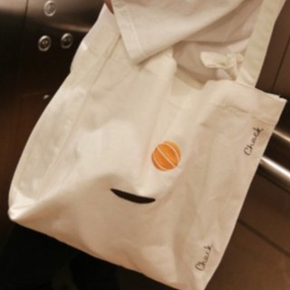 ภาพหน้าปกสินค้าRunpee- I029❤กระเป๋าผ้าปักรูปลูกบาส ไตล์ญี่ปุ่น A4 🎏🍍 รุ่นไม่มีซิป มีช่องกระเป๋าด้านใน  🍅 ที่เกี่ยวข้อง