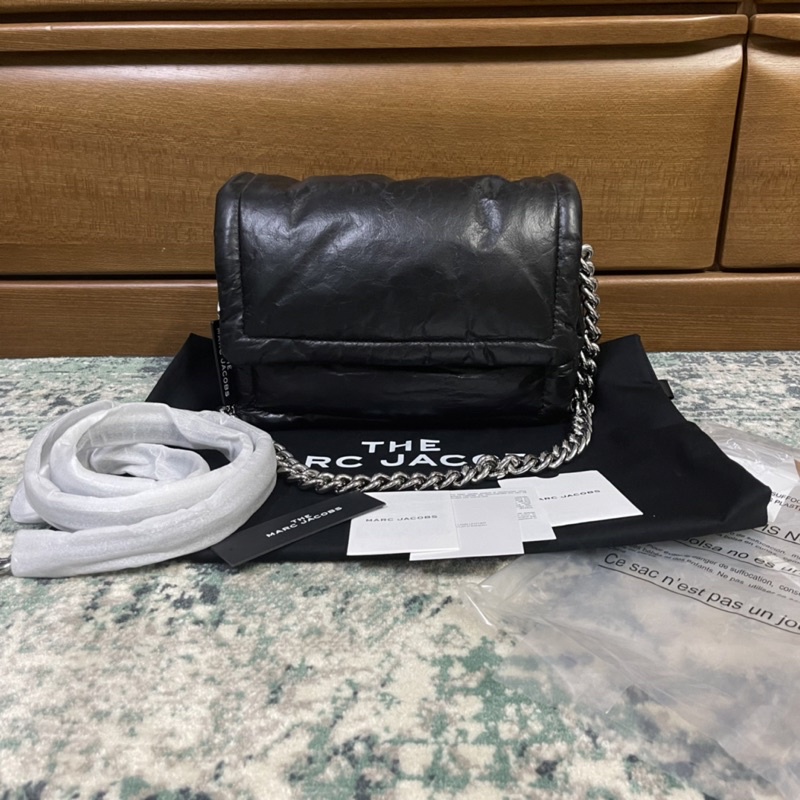 marc jacobs pillow bag Shopee