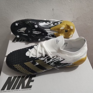 สินค้า Adidas Predator Mutator 20.1 FG FOOTBALL/SOCCER รองเท้าบูท สีขาว ทอง สําหรับผู้ชาย