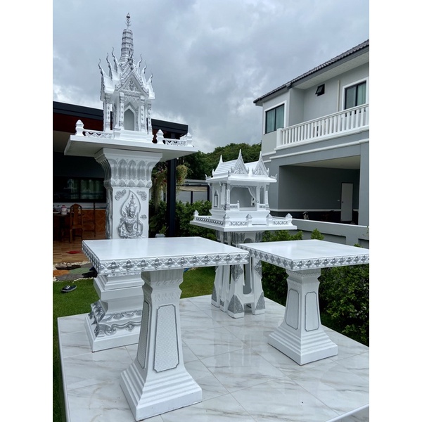 สอบถามค่าจัดส่งเพิ่มเติมทางแชท-ศาลพระภูมิ-ทรงมาลัย-3-ชั้น-พร้อมเจ้าที่ม่าน-และโต๊ะไหว้