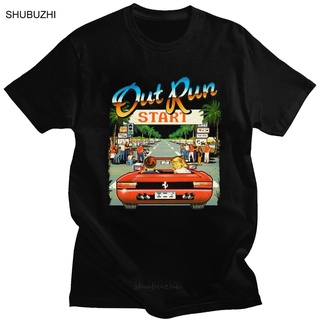 ราคาต่ำสุด!!【Fashion Creatative】gildan เสื้อยืดแขนสั้น ผ้าฝ้าย 100% พิมพ์ลายเกม Arcade Racing Video Game Out Run แนววินเ