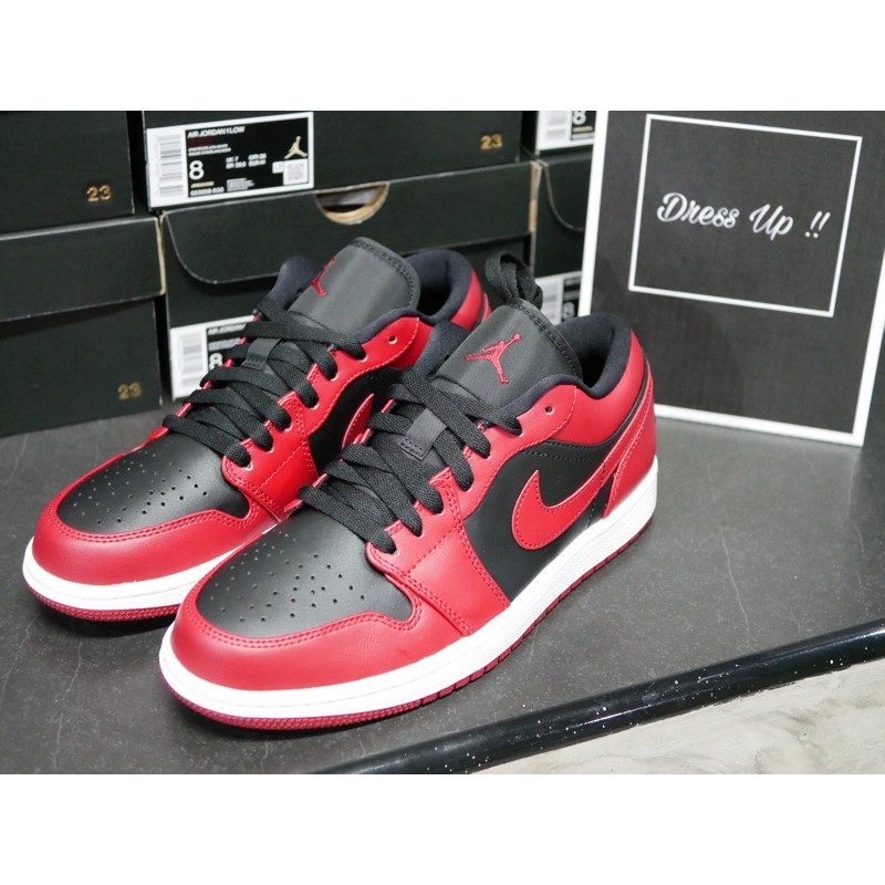 シューズ(男性用) V NIKE AIR JORDAN 12 RETRO 26.5cm Nike Air Jordan 1 Low White University Red AIR JORDAN 1 LOW