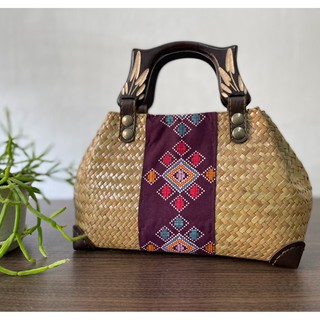 กระเป๋าถือ กระเป๋ากระจูด กระเป๋าสาน กระเป๋าทำมือ กระเป๋าถือรักษ์โลก Handmade bag หูไม้