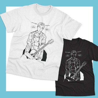 【hot sale】เสื้อยืด เพราะเราคู่กัน คั่นกู แฟนเมค ภาพวาดการ์ตูน ศาลาวัด ขาวโอโม่