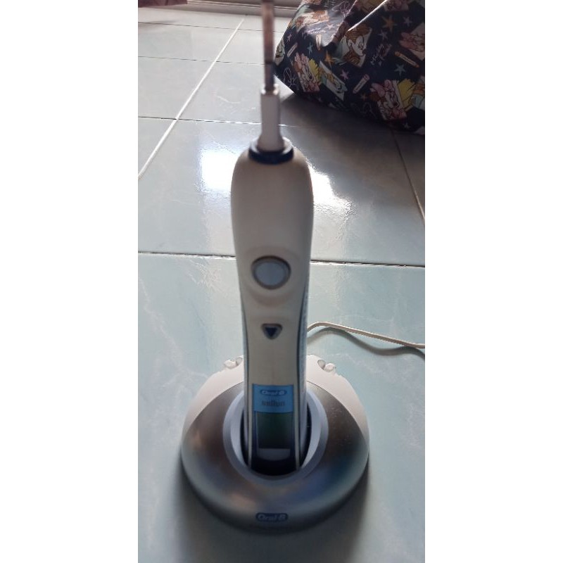 Braun OralB Triumph Professional Care 9000 แปรงสีฟันไฟฟ้า มือสอง