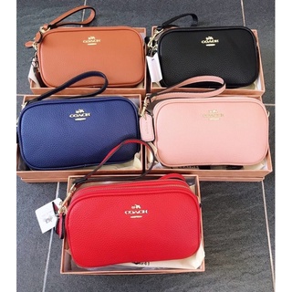 Coach กระเป๋าสะพาย2 ซิป  CROSSBODY สีล้วน อะไหล่ทอง งมีสะพายยาวปรับระดับได้ ไส่ของได้เยอะ  ไส่มือถือได้ตระกลู+งานสวยมาก