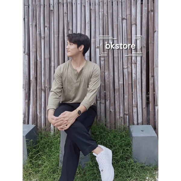 เสื้อยืดแขนยาว-สีเขียว-คอกระดุม-เกรดดี-เสื้อที่ใส่ได้กับทุกวัน