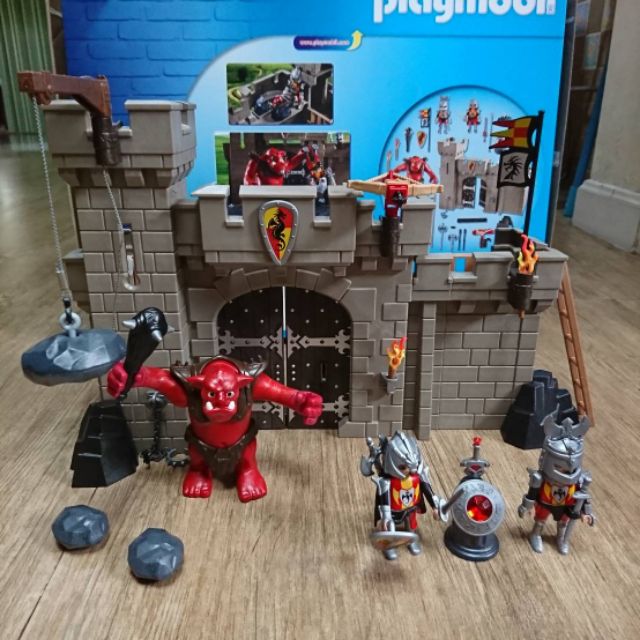 Playmobil 5670 Knights Sastle And Troll Figure อัศวินยักษ์แดง | Shopee  Thailand