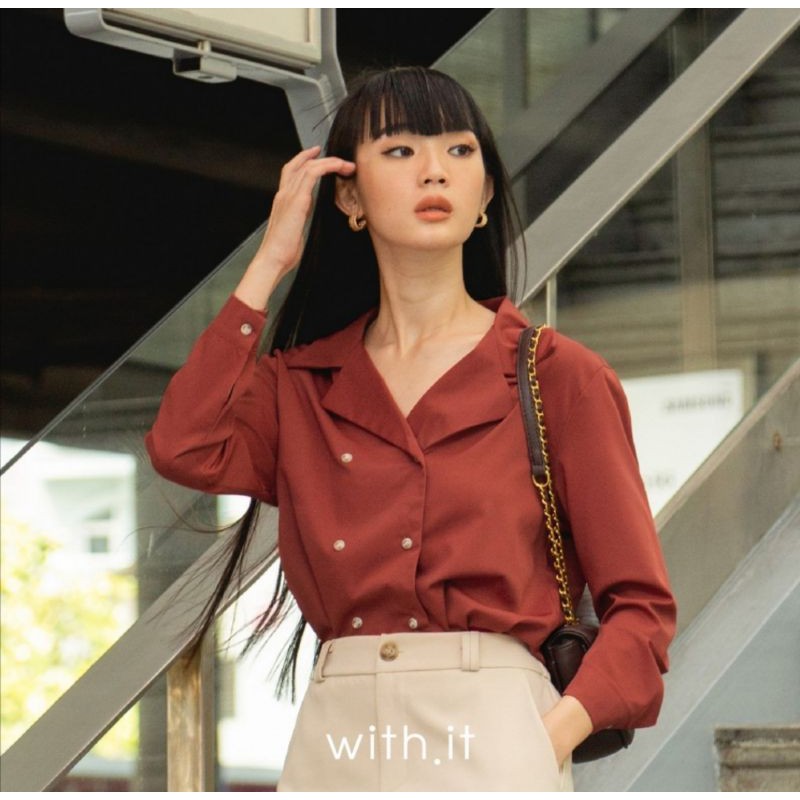 ส่งต่อ two button top (สีเเดง) | Shopee Thailand
