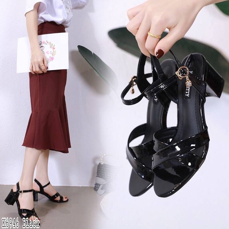k6946-รองเท้าสไตล์รัดส้นงานหนังแก้ว-คาดหน้าทรงกากบาทสายรัดส้น