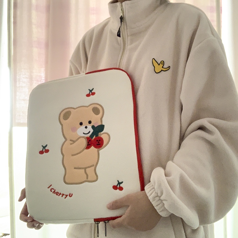 กระเป๋าใส่แล็ปท็อป-ปักลายหมีเชอร์รี่น่ารัก-สไตล์เกาหลี-ญี่ปุ่น-และเกาหลีใต้-ขนาด-11-นิ้ว-13-นิ้ว