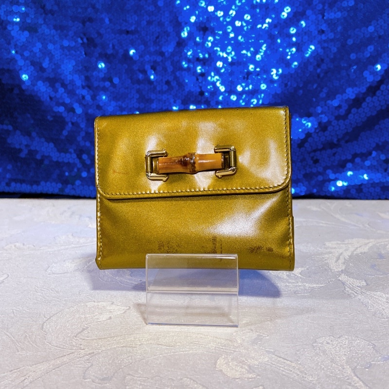 gucci-bamboo-gold-patent-leather-short-wallet-แท้