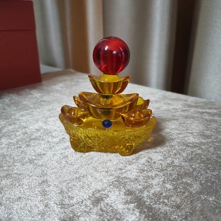 ก้อนทองจีน 3ชั้น มีลูกแก้วสีแดงบนก้อนทอง เสริมโชคลาภให้เข้ามา สัญลักษณ์ของความร่ำรวย มีเงินทองมากมาย 3.5 นิ้ว