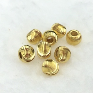 ภาพขนาดย่อของภาพหน้าปกสินค้าพรชีวิต : ลูกปัดทอง/เม็ดทองคำแท้ "ตาแมว" 5-7 มิล ชาร์มทองคำแท้ 99.99  ฮ่องกง/มีใบรับประกัน จากร้าน pornchaiyee บน Shopee