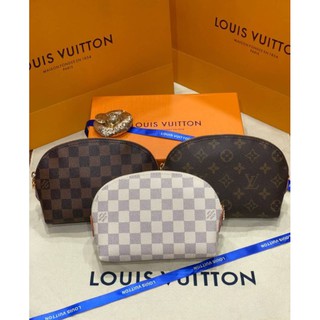 กระเป๋าใส่เครื่องสำอางค์​ Louis​Vuitton​