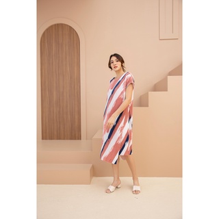 ภาพขนาดย่อของสินค้าชุดคลุมท้อง ชุดให้นม Emily Pleated Dress Pastel