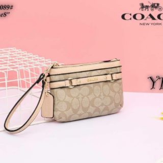 พร้อมส่ง กระเป๋า  coach ขนาด 8 นิ้ว งานใหม่ พร้อมช่องใส่บัตร กคล้องมือ bag wallet โค้ช