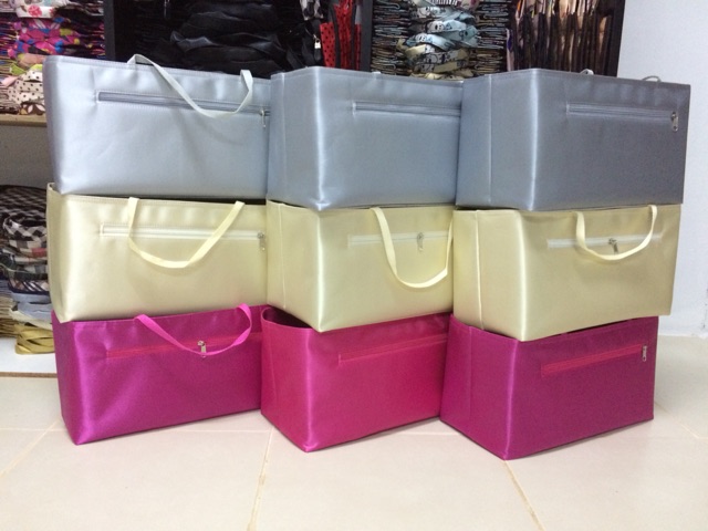 ภาพสินค้าที่จัดระเบียบกระเป๋า COACH 9" จากร้าน bossboynakornnonjan บน Shopee ภาพที่ 1