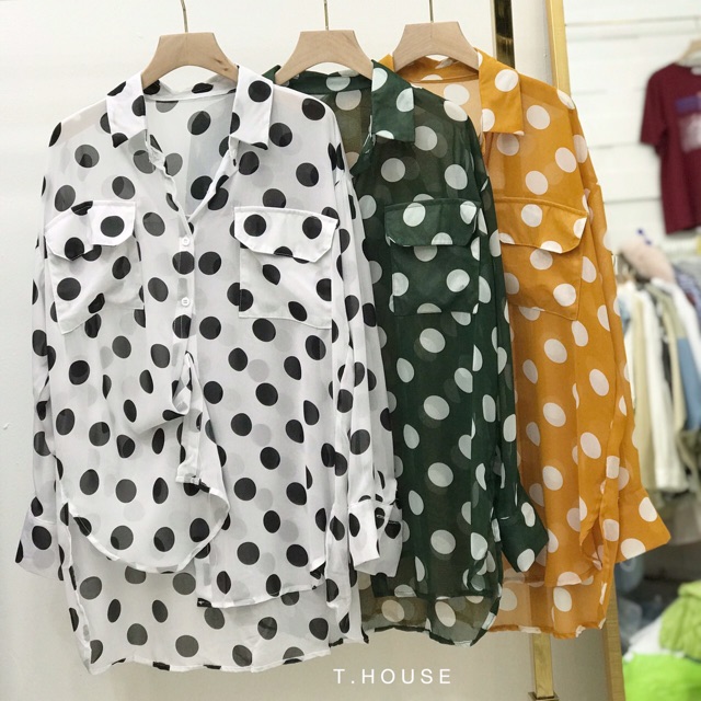 พร้อมส่งสีส้ม-เสื้อเชิ้ตทรงoversize-ลายจุด-มีกระเป๋าหน้า-ใส่ออกมาแล้วน่ารักมากๆ