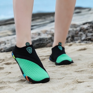 รองเท้ายน้ำแท้ 100% รองเท้าเดินชายหาด
