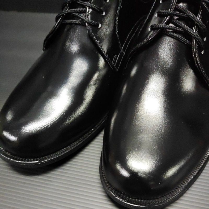 ภาพสินค้ารองเท้าคัทชูชายรองเท้าหนังขัดเเบบผูกเชือก 5 รู หนังเเท้100%ถูกต้องตามระเบียบตำรวจทหาร จากร้าน kasem.shop บน Shopee ภาพที่ 4