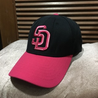 หมวก MLB ปัก SD แท้ มือสองสภาพดี