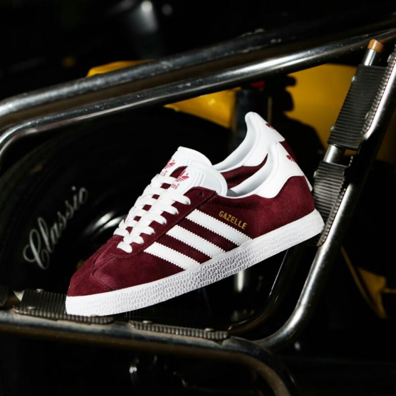 รองเท้าผ้าใบ-adidas-gazelle-maroon-สําหรับผู้ชายสีขาว