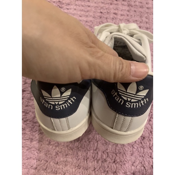 รองเท้าลำลองadidasมือ2