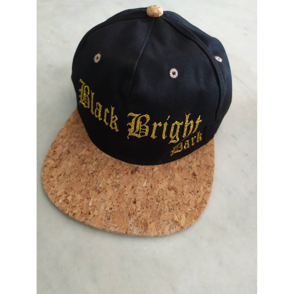 หมวกสกรีนแฟชั่น-blackbright
