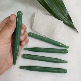 ภาพหน้าปกสินค้ากัวซา กัวซาหยก กัวซาหยกแท้ กัวซาทรงปากกา(Green Aventurine)ชิ้นละ300 ที่เกี่ยวข้อง