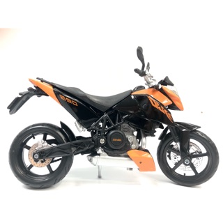 โมเดลรถ 1:12 มอไซต์ KTM 690 Duke Maisto