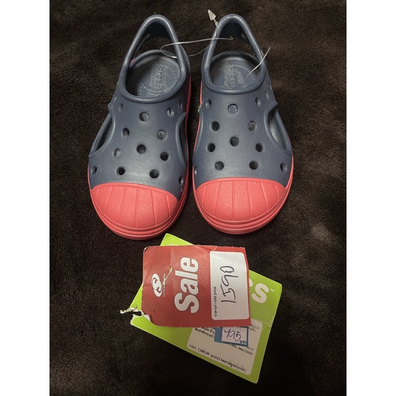 รองเท้าcrocs ไซร์ c8 มือ1 ซื้อตอนลด 50% ส่งต่อแบบขาดทุน 450- | Shopee ...