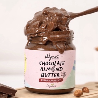 ภาพขนาดย่อของภาพหน้าปกสินค้าChocolate Almond Butter (CRUNCHY) เนยถั่ว อัลมอนด์ รสช็อคโกแลต สูตรผสมอัลมอนด์สับ จากร้าน wynnbkk บน Shopee