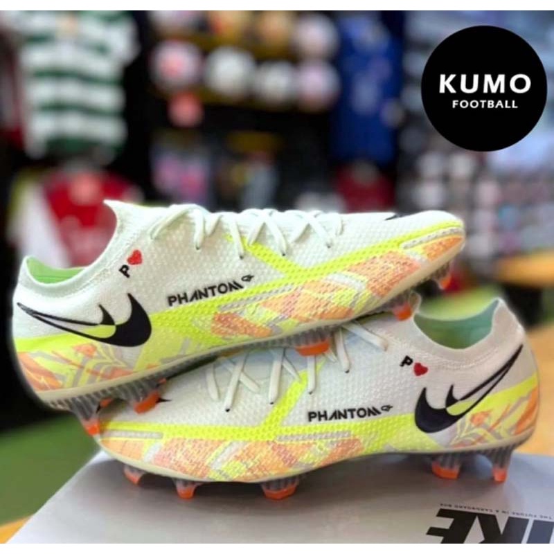 kasut bola nike phantom