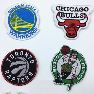 ♈✴โลโก้ทีมบาสเกตบอล NBA โลโก้ Lakers Warriors Clippers Raptors เสื้อผ้าเย็บปักถักร้อยอุปกรณ์เสริม DIY Patch Cloth Sticke