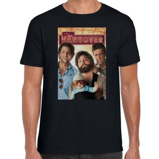 เสื้อยืด พิมพ์ลายโปสเตอร์ภาพยนตร์ตลก Cool The Hangover แฟชั่นสําหรับผู้ชาย ให้เป็นของขวัญ