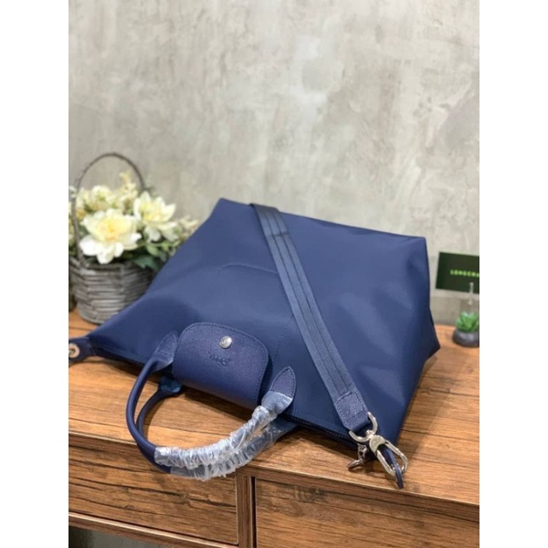 longchamp-le-pliage-neo-size-m