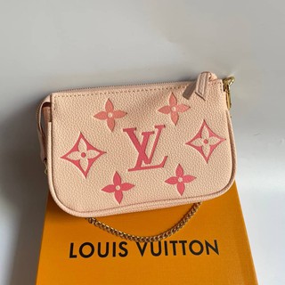 #louisvuitton #minipochetteaccessoires Grade vip Size 6นิ้ว อุปกรณ์ full box set