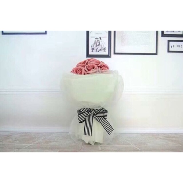 ช่อดอกกุหลาบ-ของขวัญวาเลนไทน์-valentine-วัสดุทำจากผ้าที่มีคุณสมบัติเก็บกลิ่นหอมได้ยาวนาน