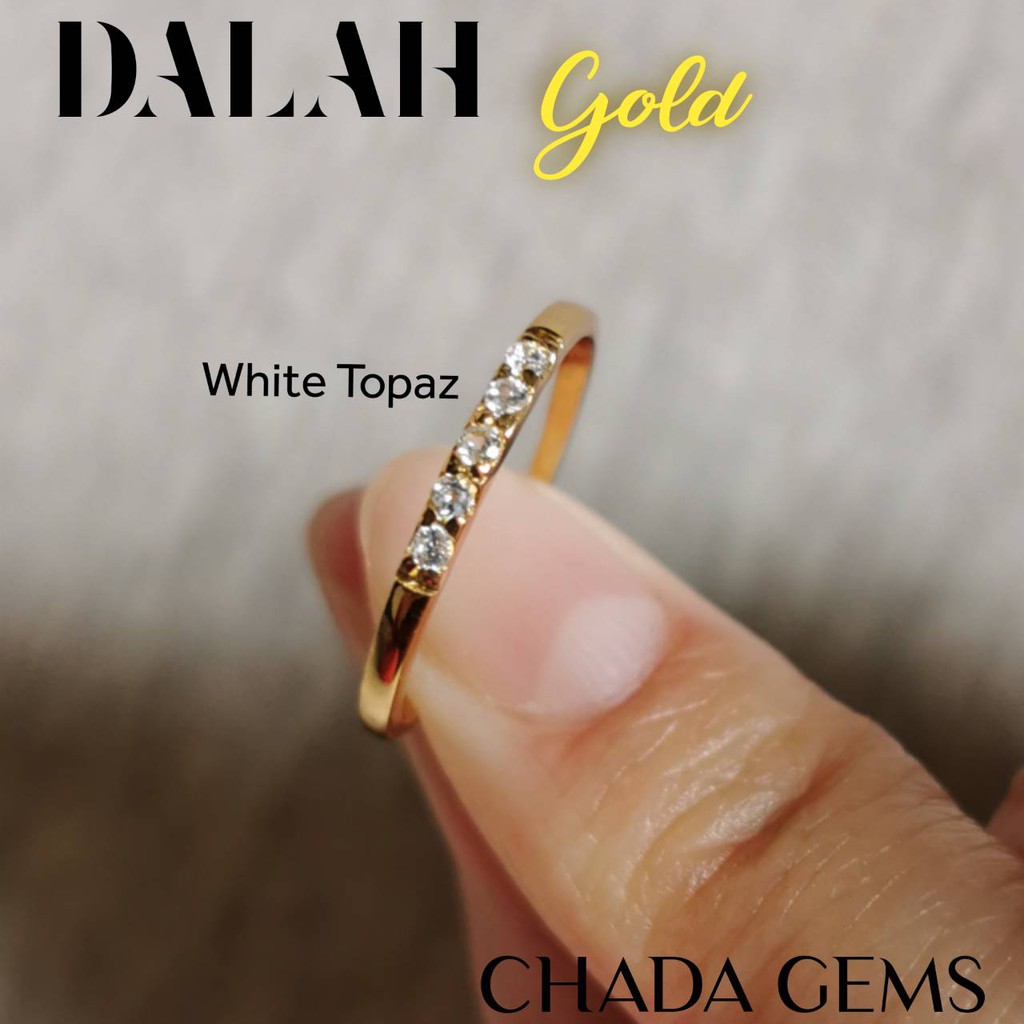 แหวนพลอยแท้-white-topaz-ตัวเรือนสีทอง-gold-dalah-collection-gemstone-ring