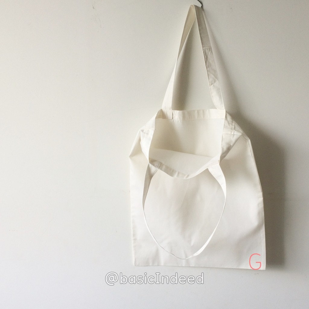 basic-indeed-tote-bag-กระเป๋าผ้าสีขาวหลากหลายแบบ