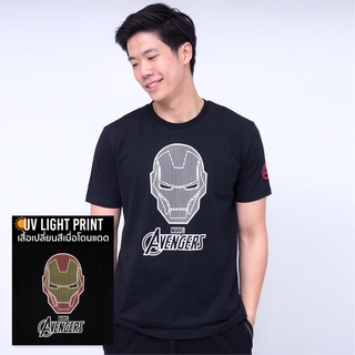 ภาพหน้าปกสินค้าMarvel Men&Boy Iron Man UV Sensitive T-Shirt เสื้อไอร่อนแมนเทคนิคสียูวีเปลี่ยนสีเมื่อโดนแดด  ผู้ชาย และเด็กโต7-13ปี สินค้าลิขสิทธ์แท้100% characters studio ซึ่งคุณอาจชอบสินค้านี้