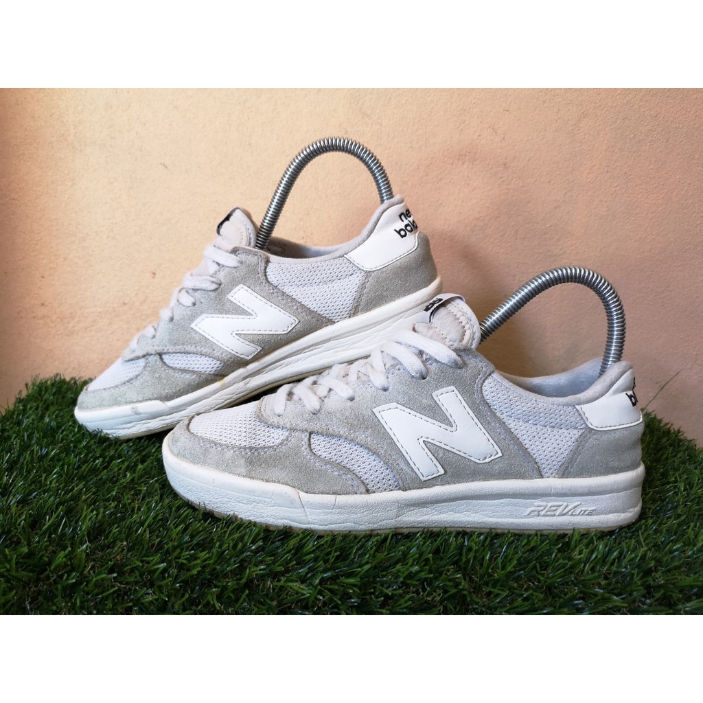 รองเท้า New Balance CRT300CH (มือสอง) EUR37.5/ CM23 รหัส NB-002 | Shopee  Thailand