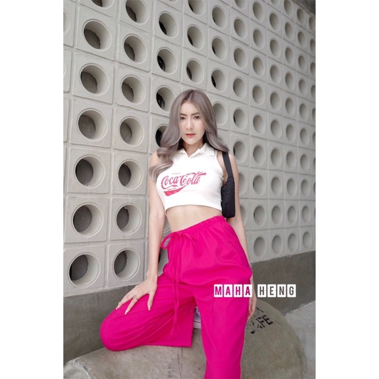 neww-ชุดเซต-โคลาโคล่า-งานตามหากันหนักมากคร่างานเลิศ-ทรงเป๊ะ-เสื้อครอปคอปกจับเซ็ทคู่กับกางเกงเอวสูง-สีชมพูบานเย็น